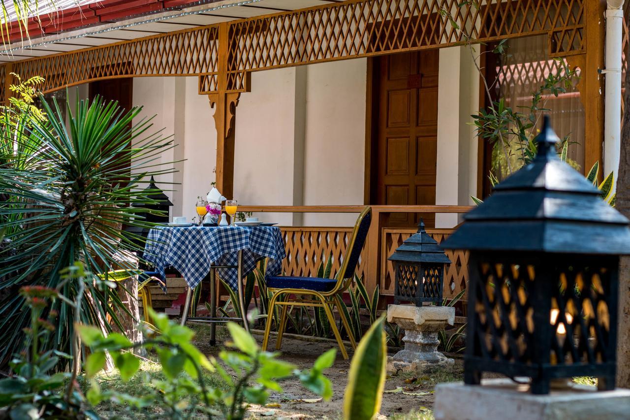 Lawkanat Hotel باغان المظهر الخارجي الصورة